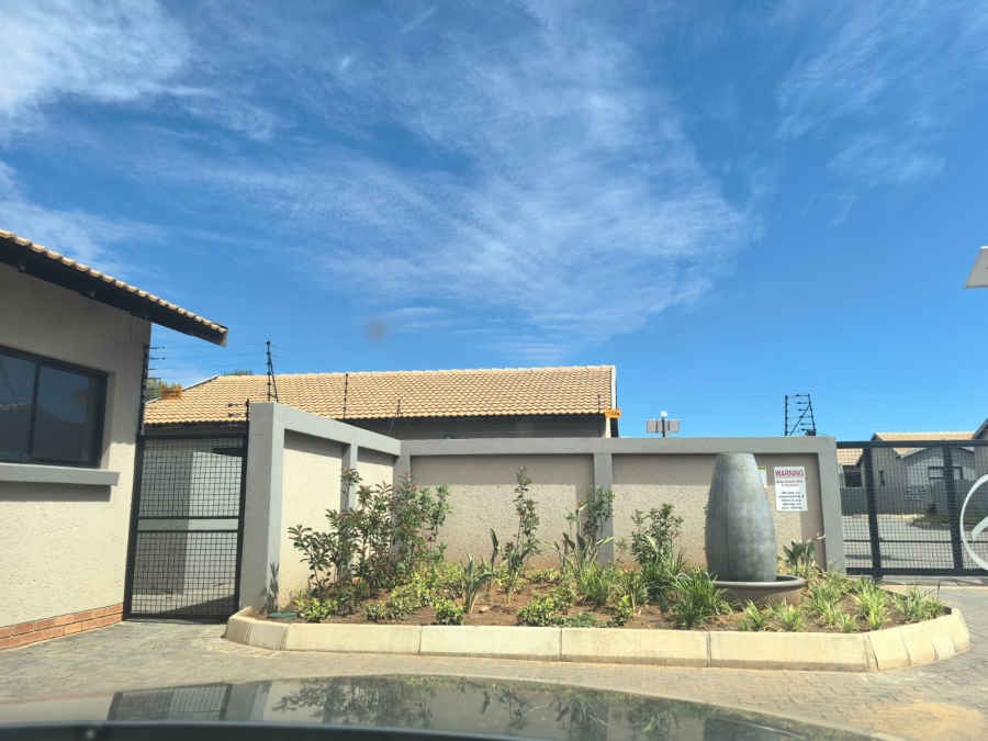 2 Bedroom Property for Sale in Heuwelsig Free State